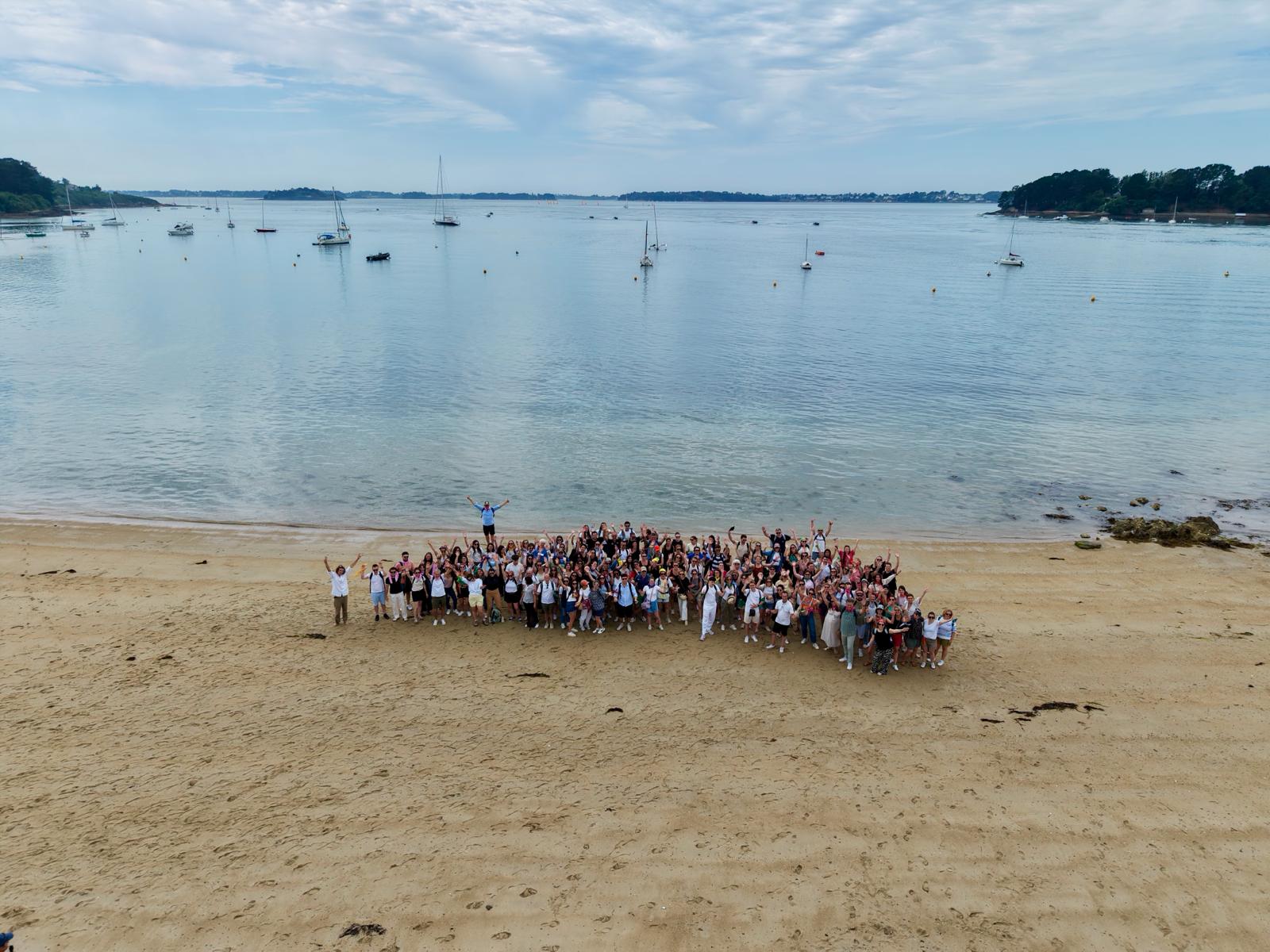 photo de groupes de collaborateurs de thierry immobilier