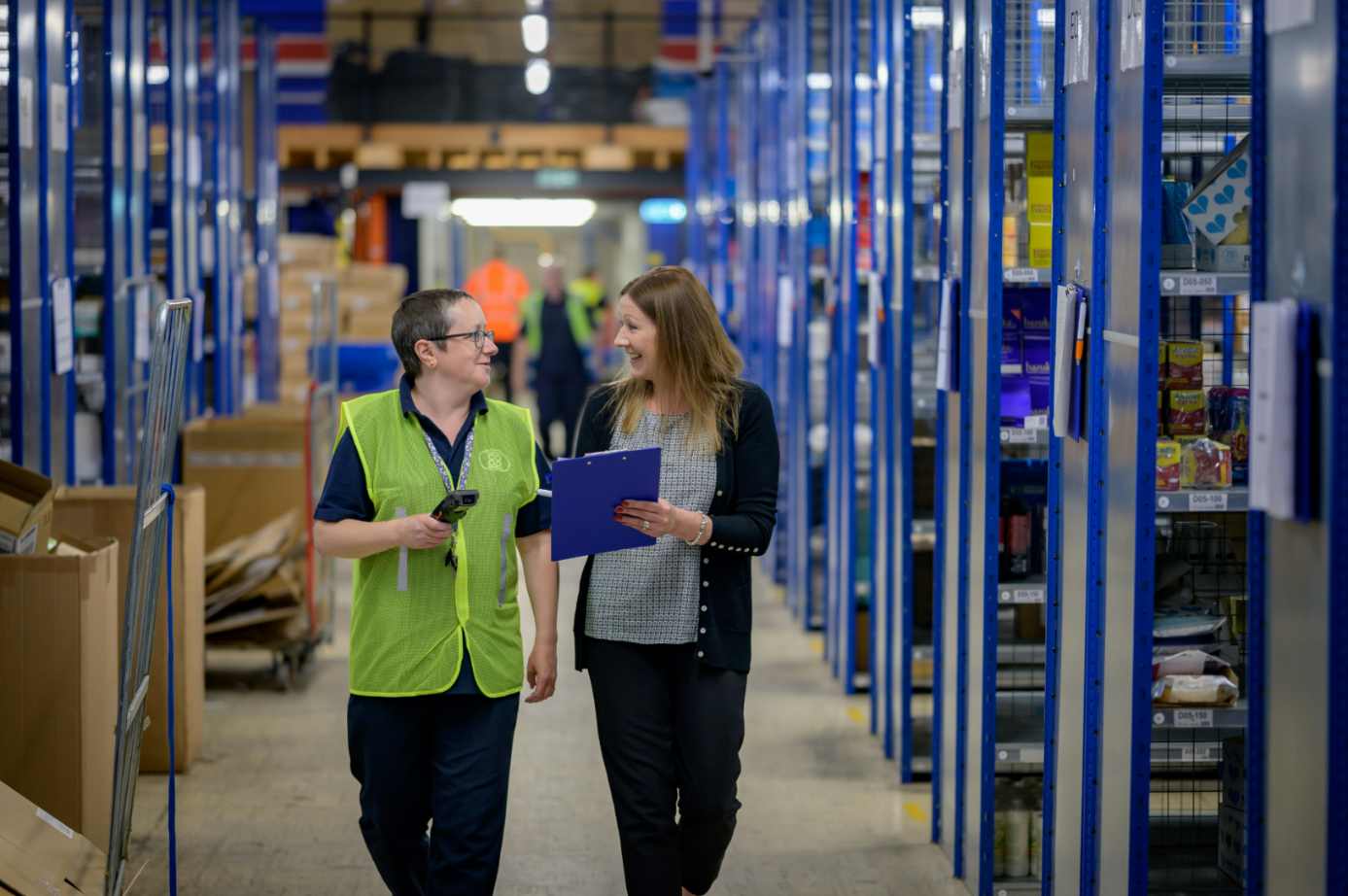 gestion logistique dans un entrepot professionnel gestion nantes social batiment original